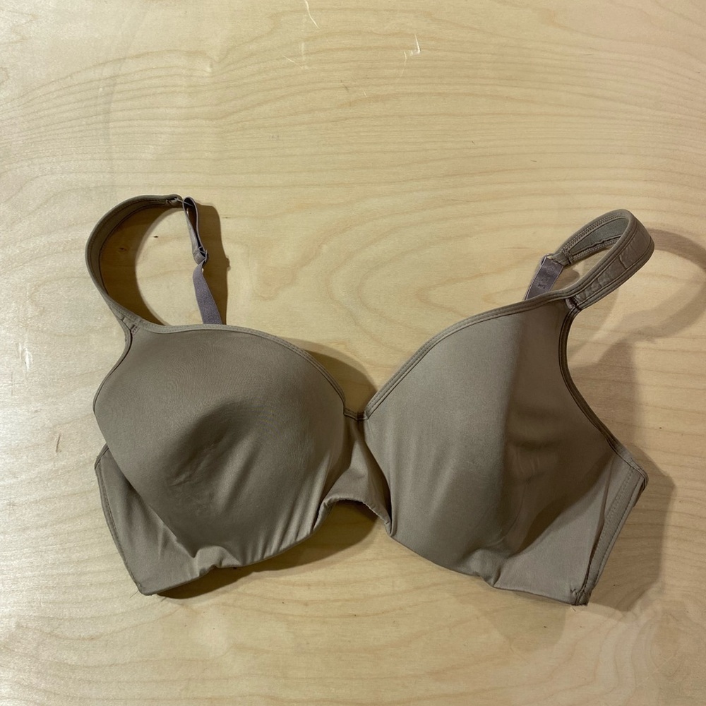 IZOD Wire Bra 42DD (CK)